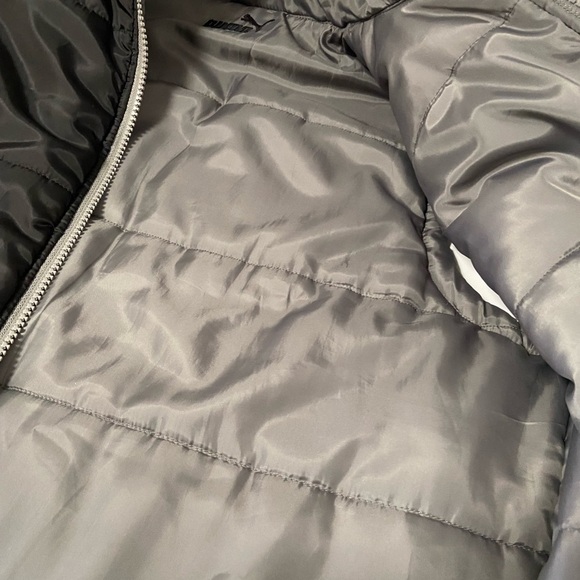 Puma boys large puffer vest reversible w gray/black - Picture 6 of 6